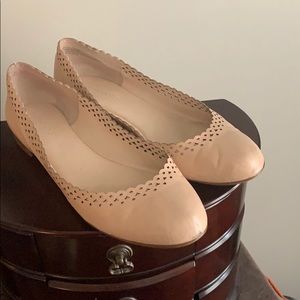 Beautifully detailed Banana Republic Ballet flats